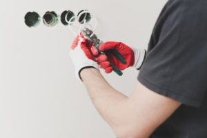 riparazione di cortocircuiti